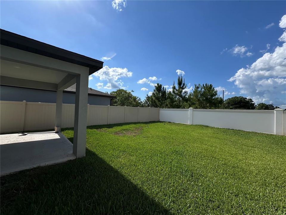 For Rent: $2,950 (4 beds, 3 baths, 2203 Square Feet)