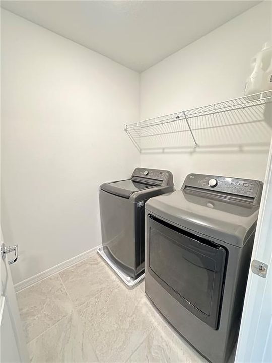 For Rent: $2,950 (4 beds, 3 baths, 2203 Square Feet)