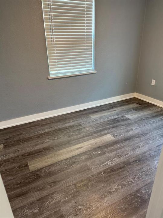 For Rent: $1,700 (3 beds, 1 baths, 672 Square Feet)