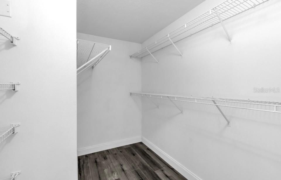 For Rent: $2,840 (4 beds, 2 baths, 1659 Square Feet)