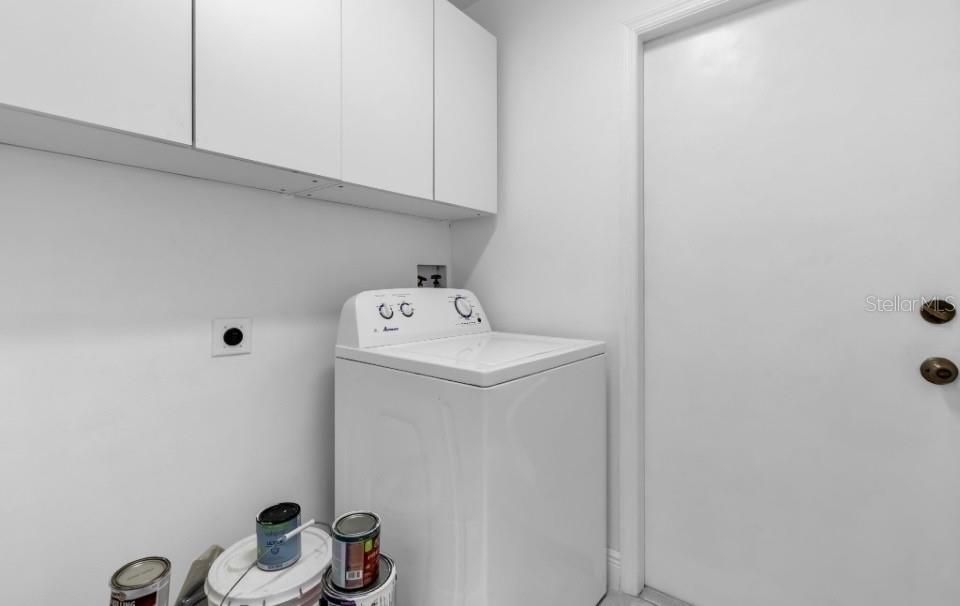 For Rent: $2,840 (4 beds, 2 baths, 1659 Square Feet)