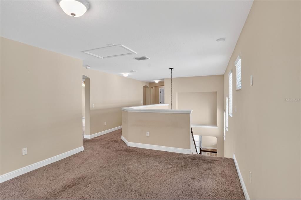 En Venta: $489,990 (4 camas, 3 baños, 2594 Pies cuadrados)