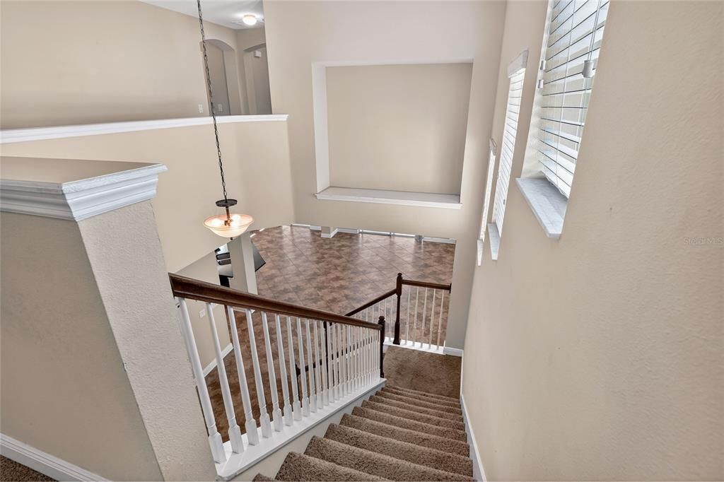 En Venta: $489,990 (4 camas, 3 baños, 2594 Pies cuadrados)