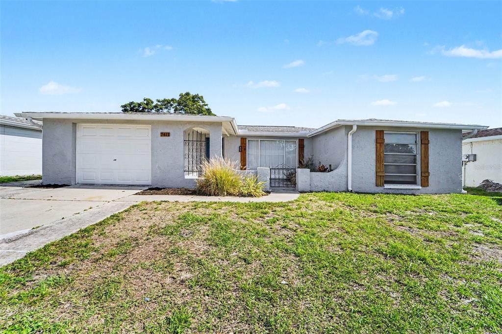 En Venta: $269,900 (3 camas, 3 baños, 1442 Pies cuadrados)