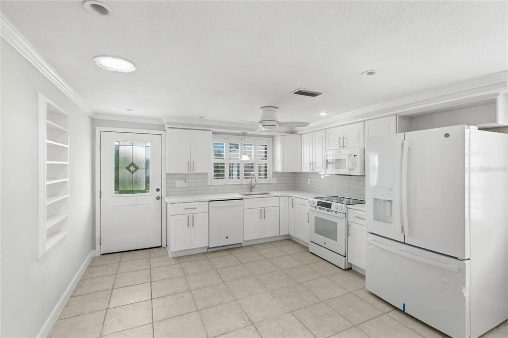 En Venta: $379,900 (2 camas, 2 baños, 1427 Pies cuadrados)
