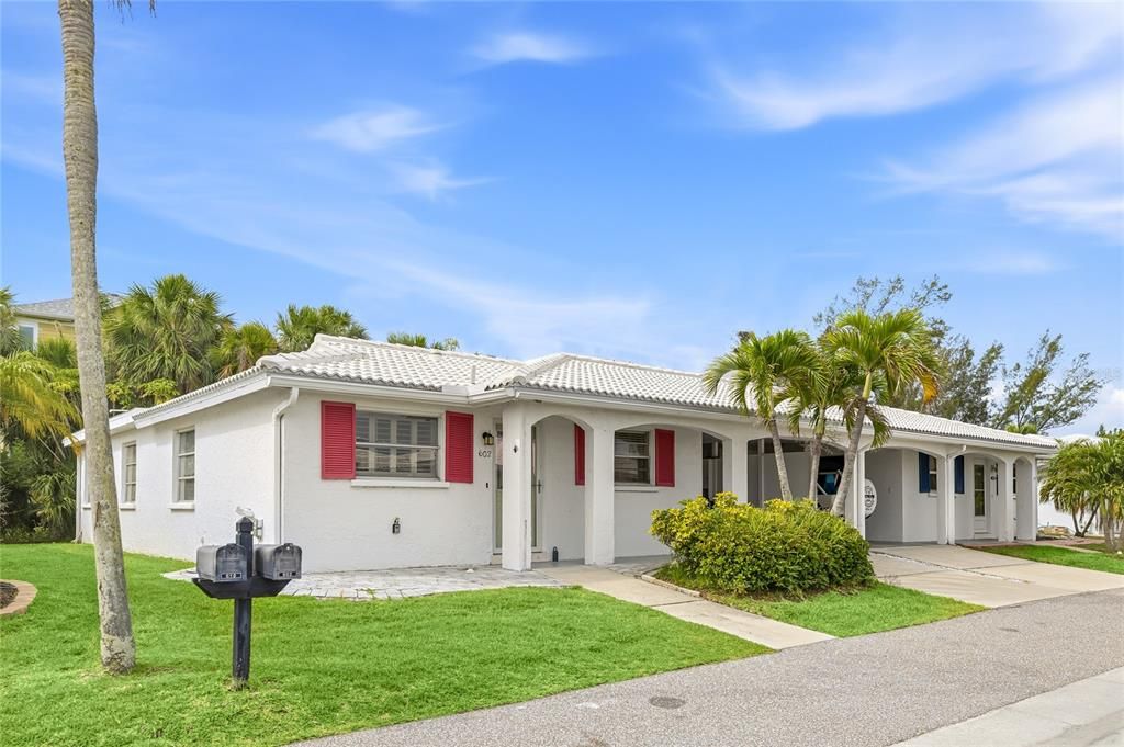 En Venta: $379,900 (2 camas, 2 baños, 1427 Pies cuadrados)