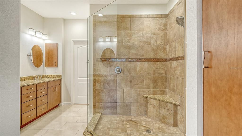 Active With Contract: $439,000 (3 beds, 2 baths, 1928 Square Feet)