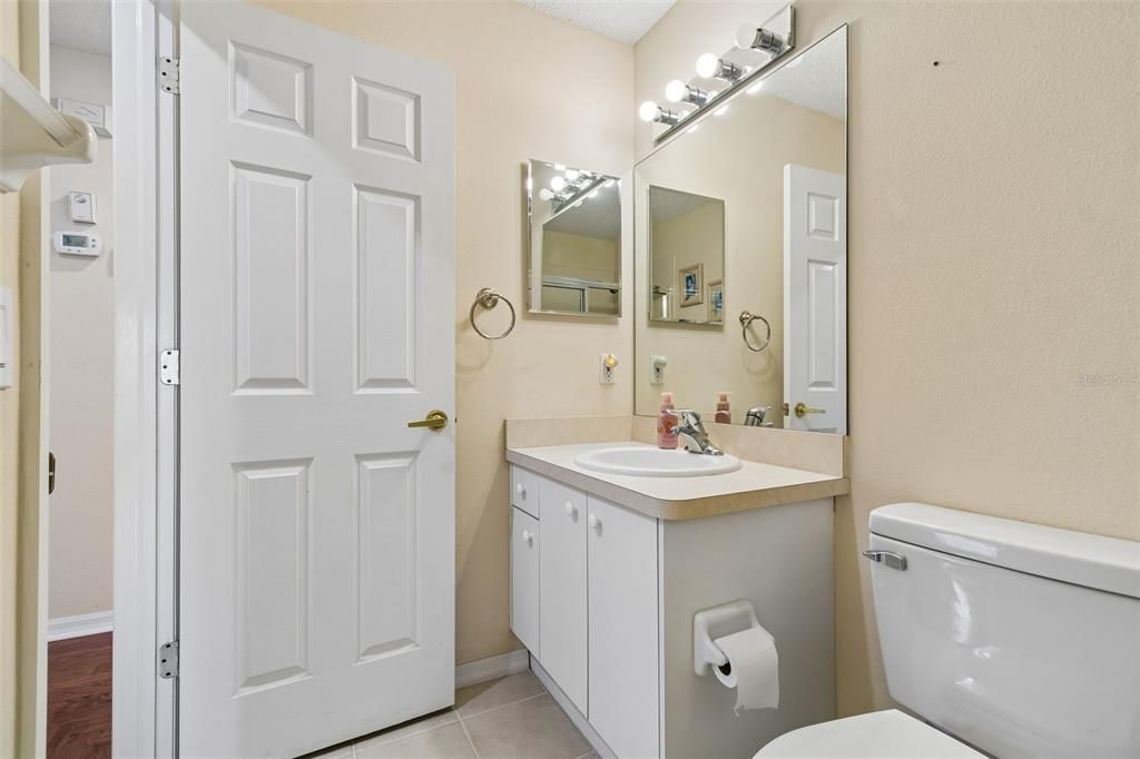 For Sale: $340,000 (2 beds, 2 baths, 1818 Square Feet)