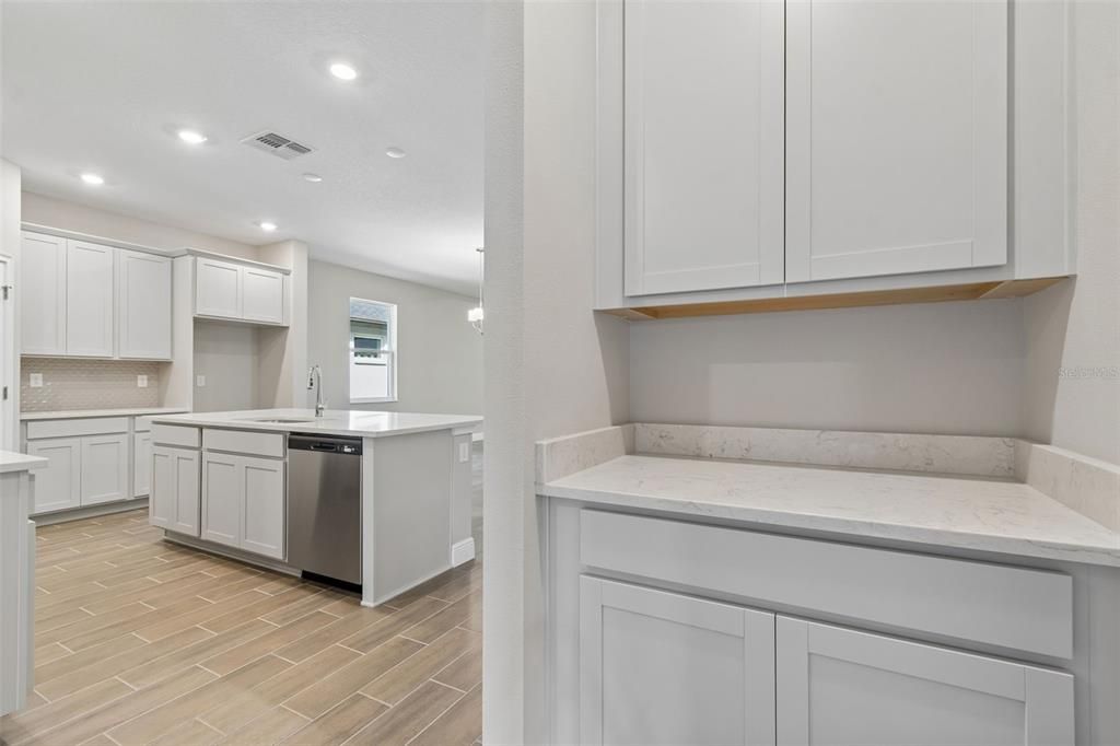 For Sale: $467,045 (4 beds, 3 baths, 2166 Square Feet)