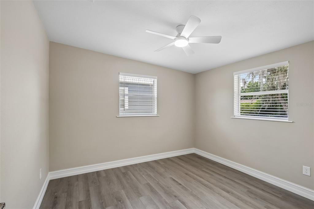 Activo con contrato: $220,000 (3 camas, 1 baños, 1264 Pies cuadrados)