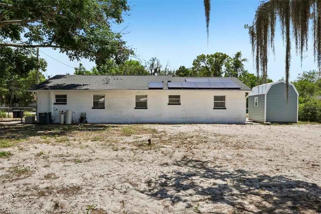 Activo con contrato: $220,000 (3 camas, 1 baños, 1264 Pies cuadrados)