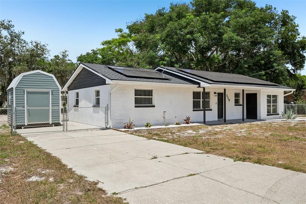 Activo con contrato: $220,000 (3 camas, 1 baños, 1264 Pies cuadrados)
