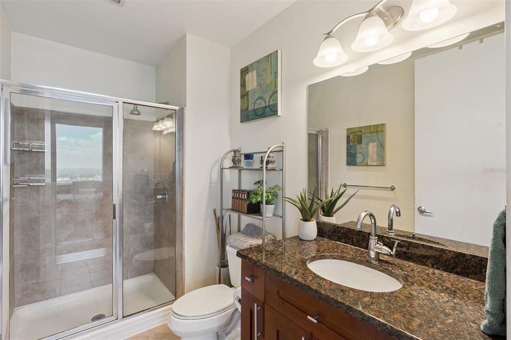 For Sale: $579,999 (2 beds, 2 baths, 1268 Square Feet)