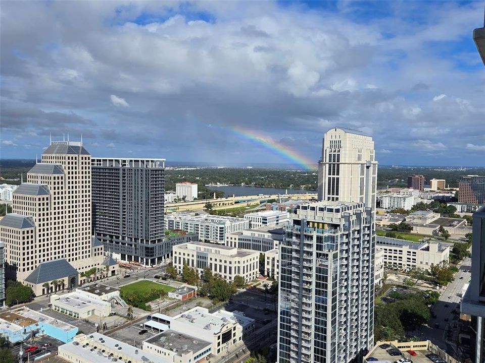 For Sale: $579,999 (2 beds, 2 baths, 1268 Square Feet)