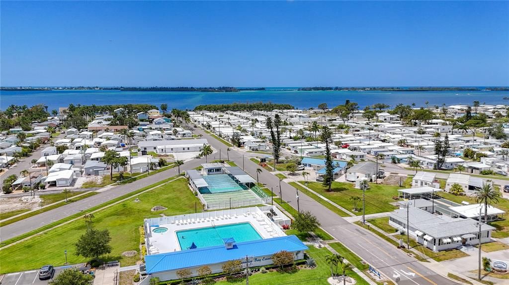 For Sale: $155,000 (1 beds, 1 baths, 460 Square Feet)