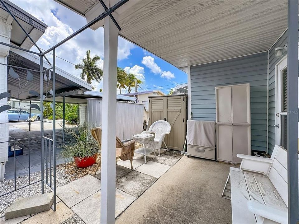 For Sale: $155,000 (1 beds, 1 baths, 460 Square Feet)