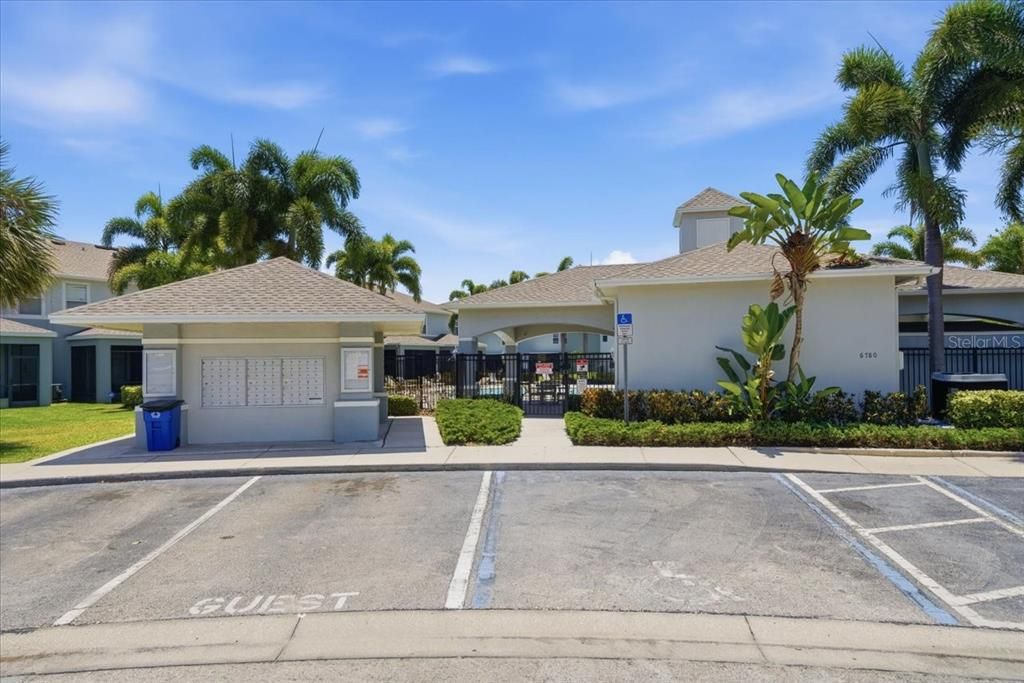 For Sale: $364,000 (3 beds, 2 baths, 1500 Square Feet)
