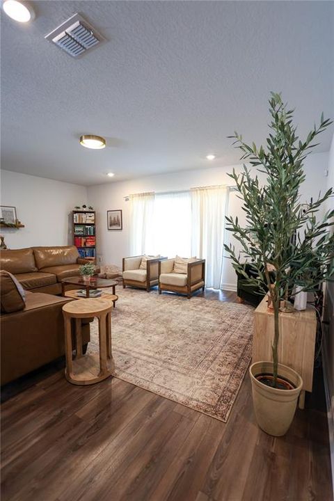 For Sale: $460,000 (4 beds, 2 baths, 2150 Square Feet)