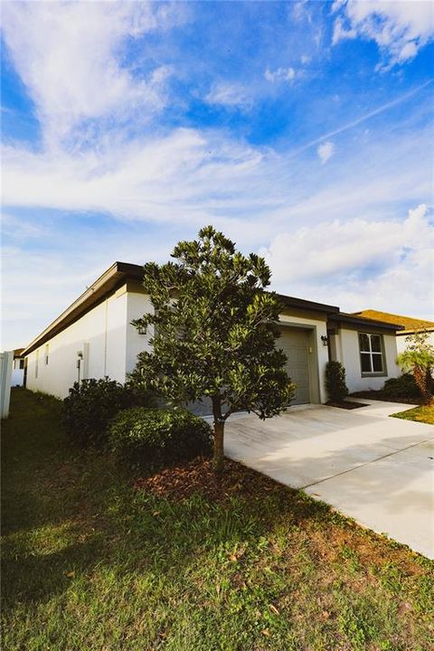For Sale: $460,000 (4 beds, 2 baths, 2150 Square Feet)