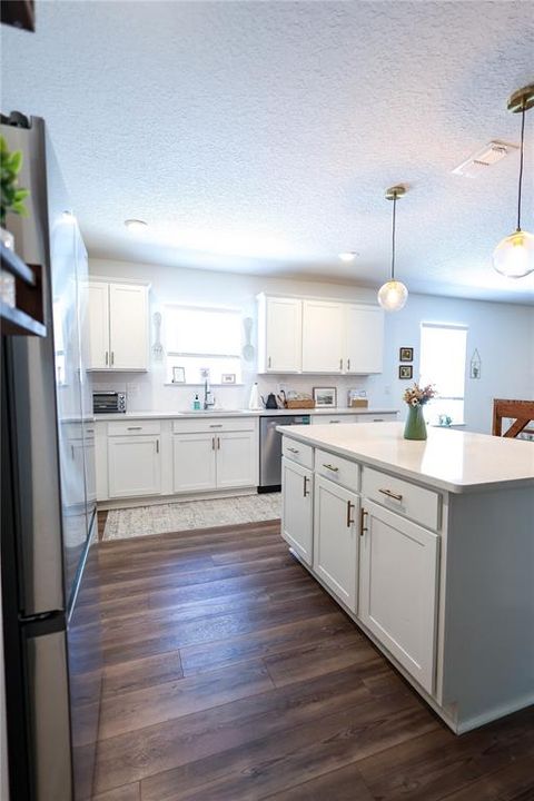 For Sale: $460,000 (4 beds, 2 baths, 2150 Square Feet)