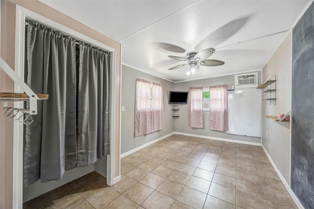 En Venta: $259,000 (3 camas, 2 baños, 1512 Pies cuadrados)