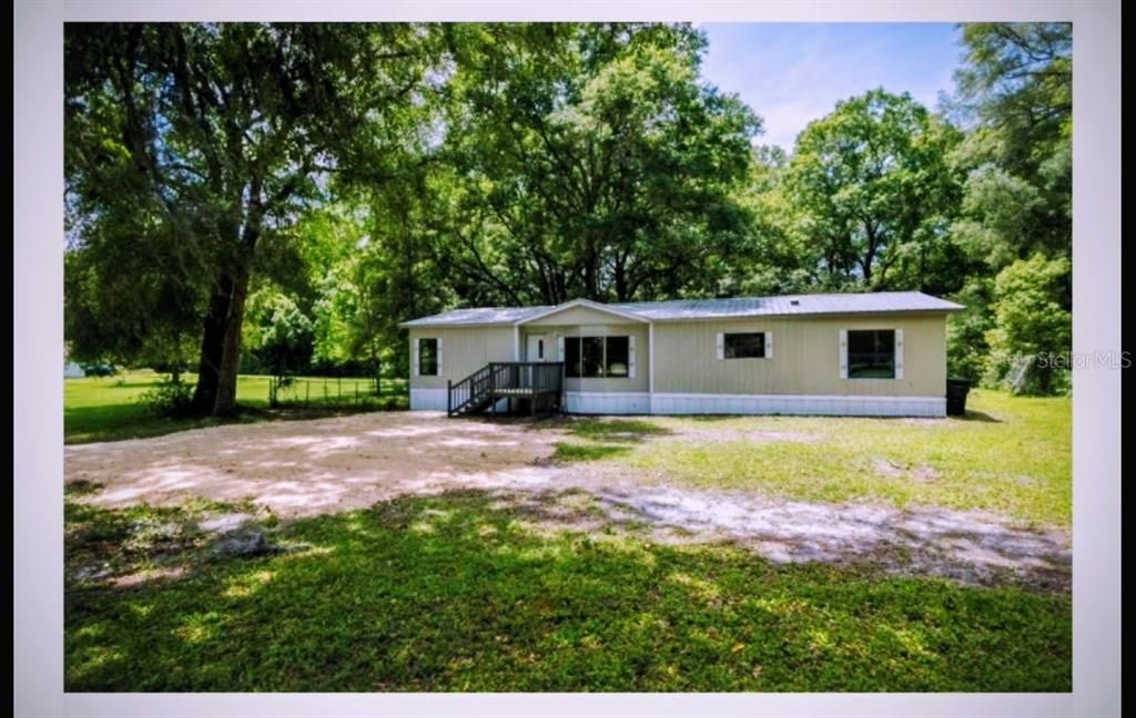 For Sale: $198,000 (3 beds, 2 baths, 1527 Square Feet)
