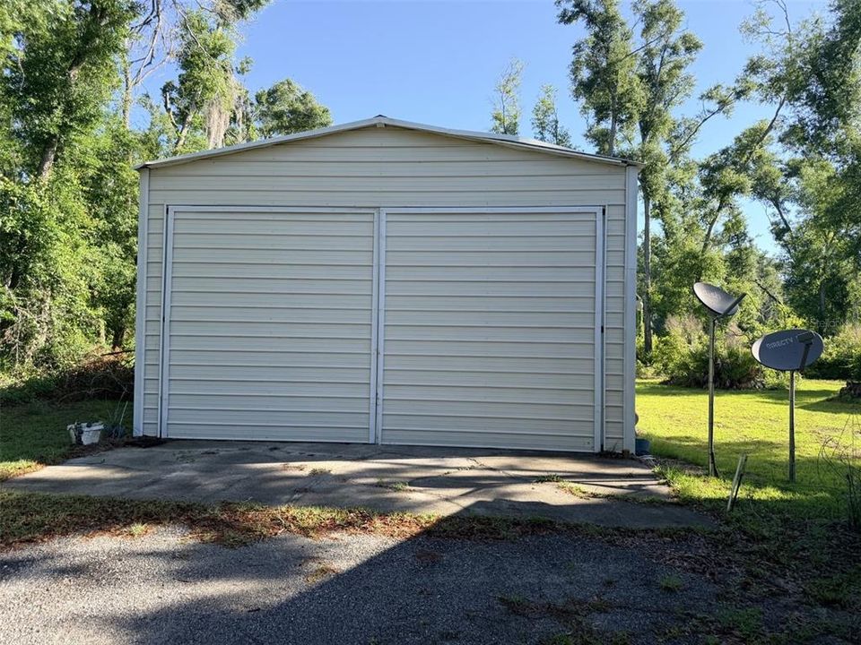 For Sale: $249,900 (3 beds, 2 baths, 1860 Square Feet)