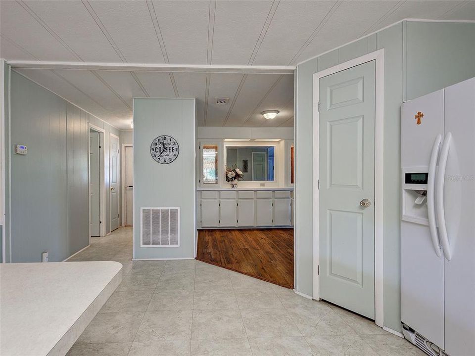 Activo con contrato: $139,900 (2 camas, 2 baños, 1456 Pies cuadrados)