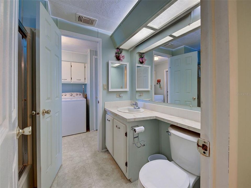 Activo con contrato: $139,900 (2 camas, 2 baños, 1456 Pies cuadrados)