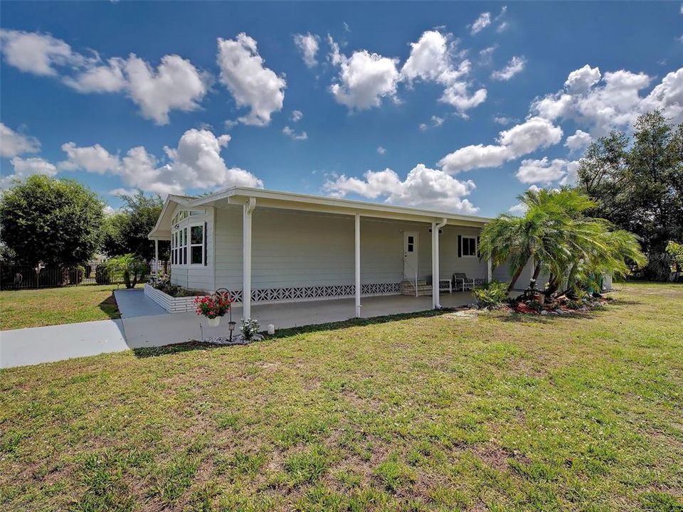 Activo con contrato: $139,900 (2 camas, 2 baños, 1456 Pies cuadrados)