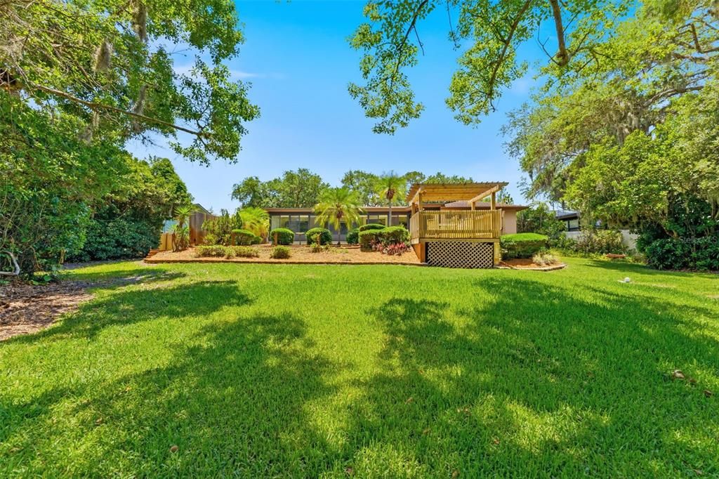 Activo con contrato: $875,000 (4 camas, 2 baños, 2059 Pies cuadrados)