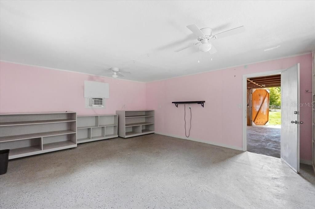 For Sale: $269,000 (3 beds, 2 baths, 1515 Square Feet)