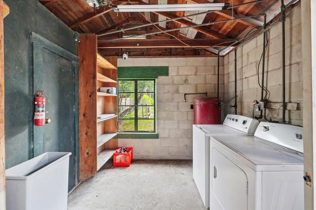 For Sale: $269,000 (3 beds, 2 baths, 1515 Square Feet)