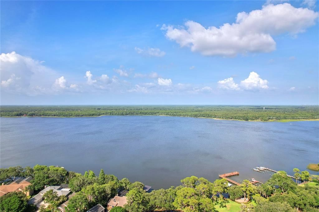 Activo con contrato: $849,900 (4 camas, 2 baños, 2824 Pies cuadrados)