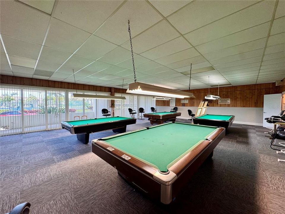 For Sale: $239,000 (2 beds, 2 baths, 1170 Square Feet)