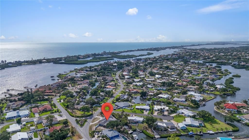 For Sale: $1,495,000 (4 beds, 3 baths, 3853 Square Feet)