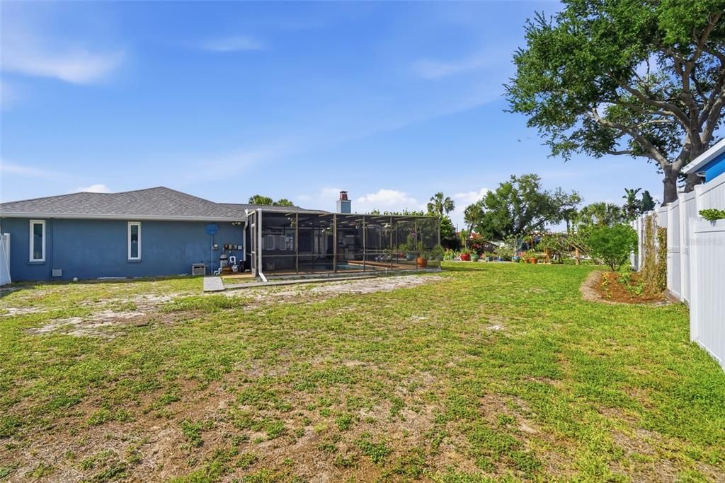 For Sale: $1,495,000 (4 beds, 3 baths, 3853 Square Feet)