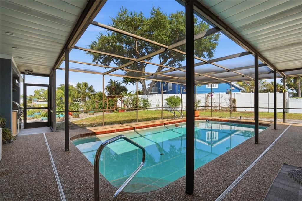 For Sale: $1,495,000 (4 beds, 3 baths, 3853 Square Feet)