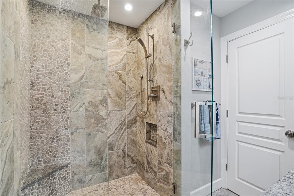 For Sale: $1,495,000 (4 beds, 3 baths, 3853 Square Feet)