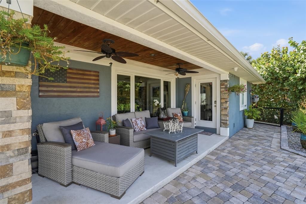 For Sale: $1,495,000 (4 beds, 3 baths, 3853 Square Feet)