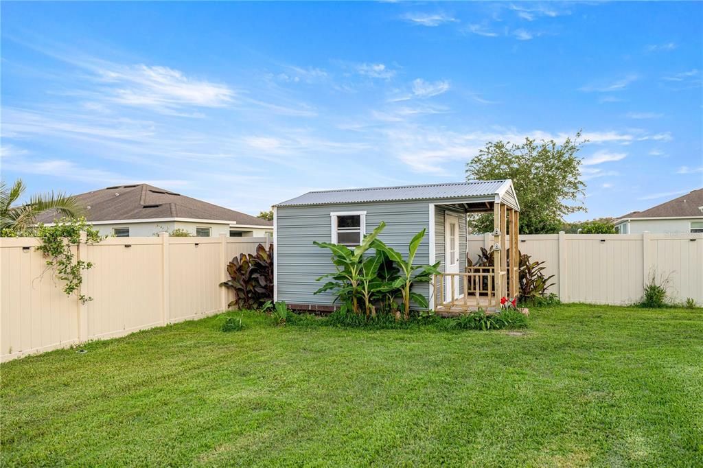 For Sale: $465,000 (4 beds, 3 baths, 2550 Square Feet)