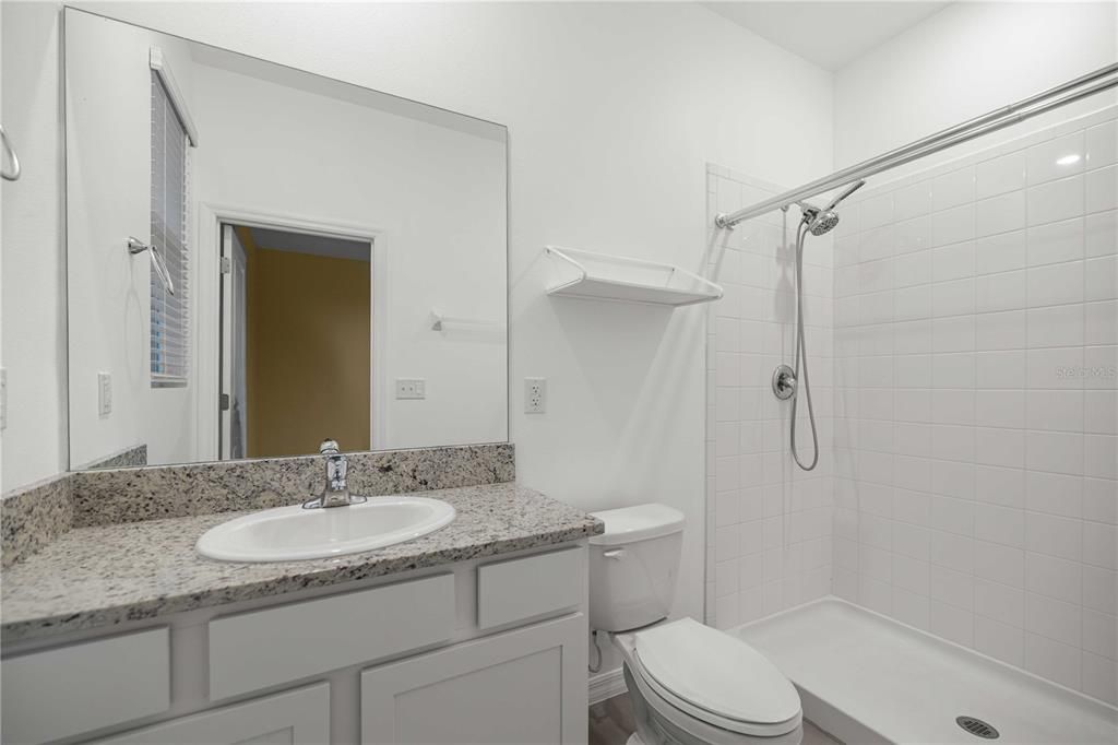 For Sale: $465,000 (4 beds, 3 baths, 2550 Square Feet)