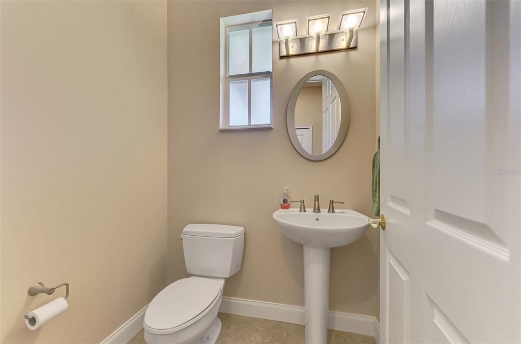 For Sale: $699,000 (3 beds, 2 baths, 3125 Square Feet)