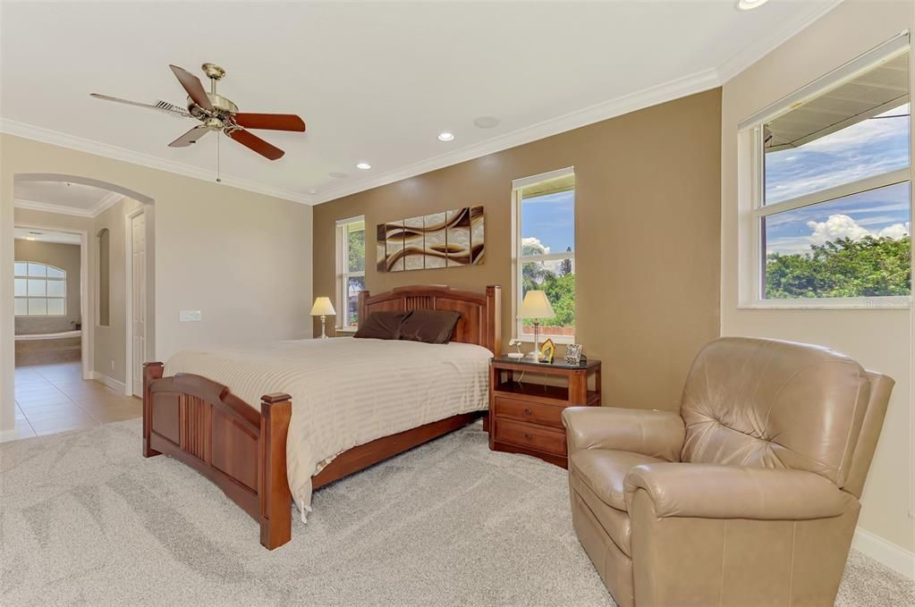 For Sale: $699,000 (3 beds, 2 baths, 3125 Square Feet)