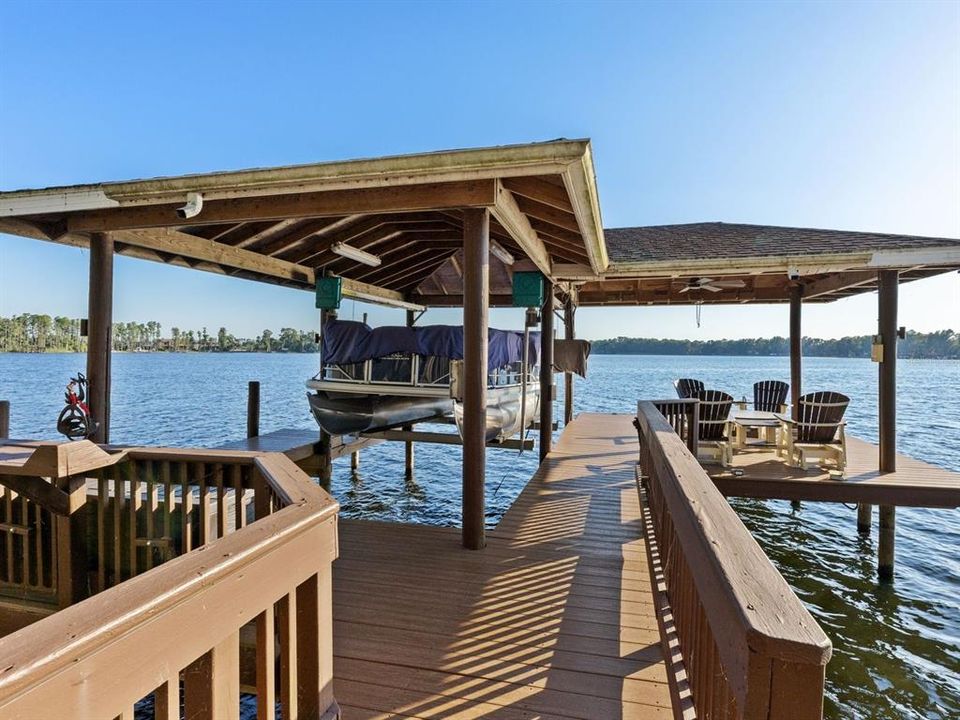 For Sale: $2,000,000 (5 beds, 7 baths, 5628 Square Feet)