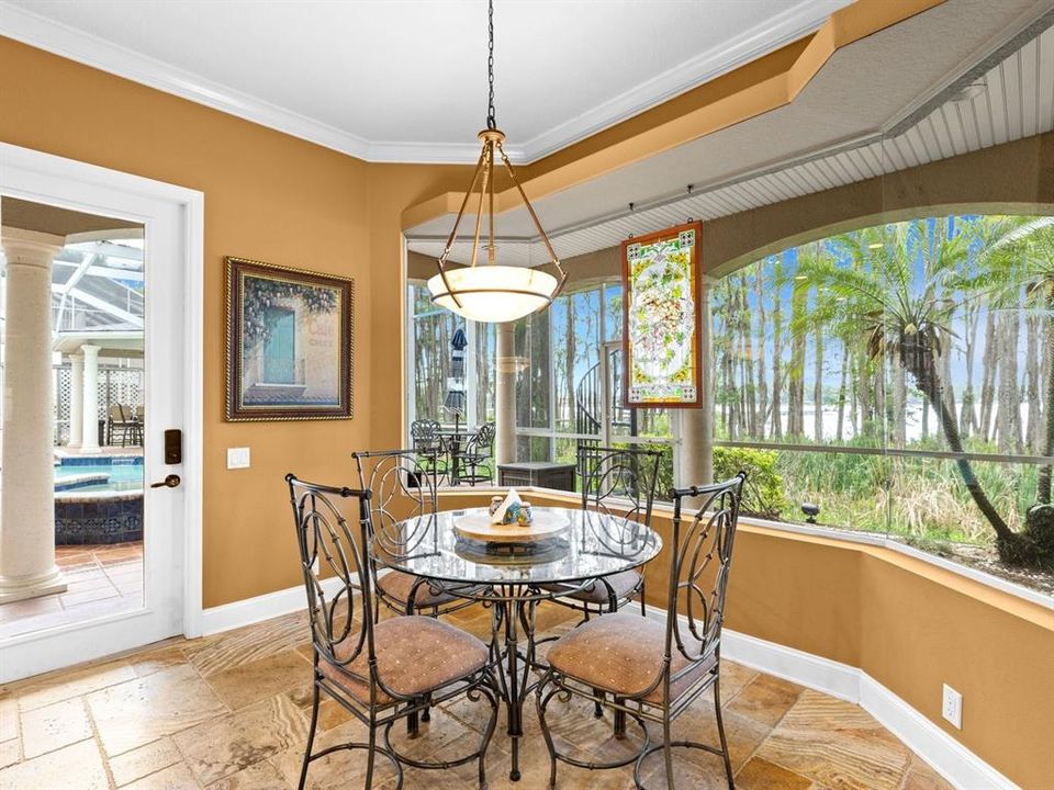 For Sale: $2,000,000 (5 beds, 7 baths, 5628 Square Feet)