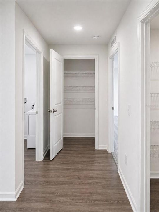 For Sale: $289,900 (3 beds, 2 baths, 1570 Square Feet)