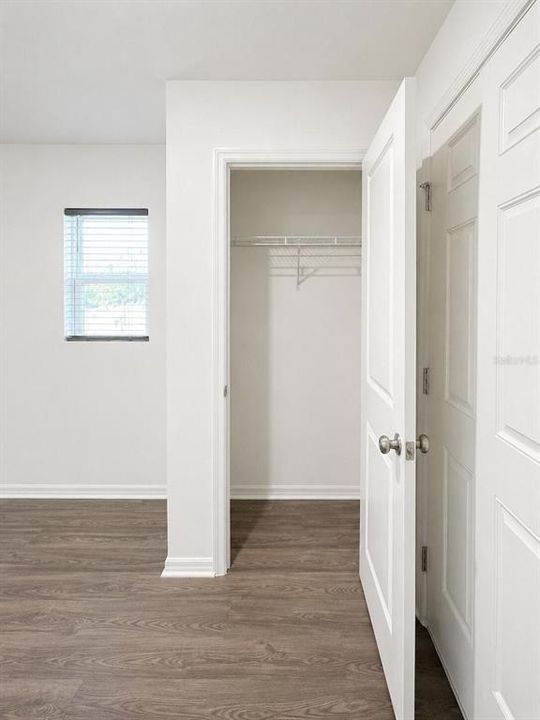 For Sale: $289,900 (3 beds, 2 baths, 1570 Square Feet)