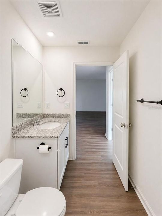 For Sale: $289,900 (3 beds, 2 baths, 1570 Square Feet)