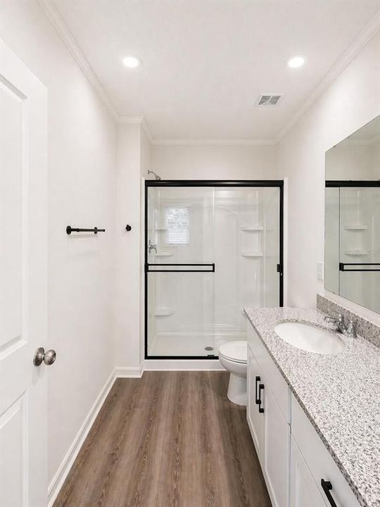 For Sale: $289,900 (3 beds, 2 baths, 1570 Square Feet)